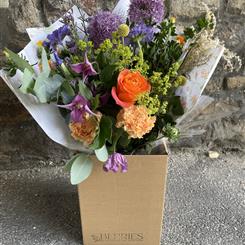 Seasonal Wild Country Bouquet