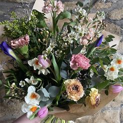 Seasonal Click and Collect Bouquet